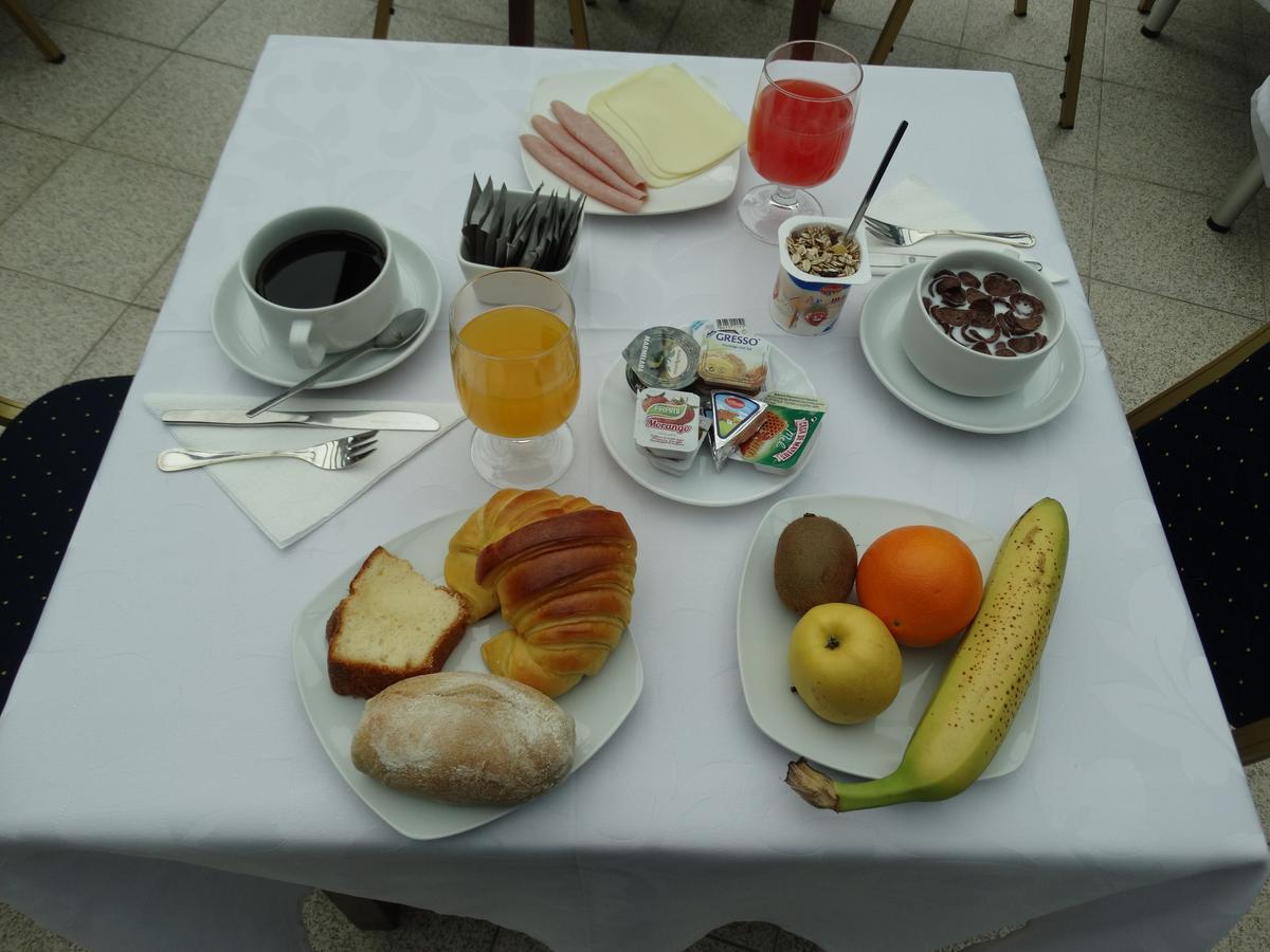Rico 2* Porto